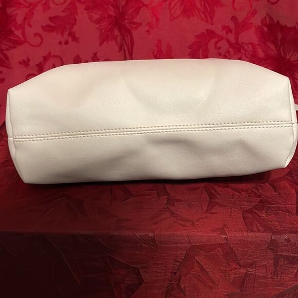 Steve Madden‎ White Cross Body Shoulder Bag….Like New - Picture 4 of 15